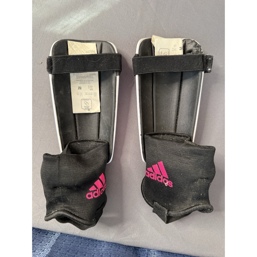 Adidas Shin Guards Girls Size Medium Soccer Pink Black White 6-9 Yr - Picture 2 of 6
